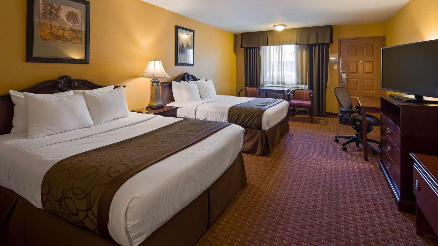 Best Western Big Country Hotel 2*